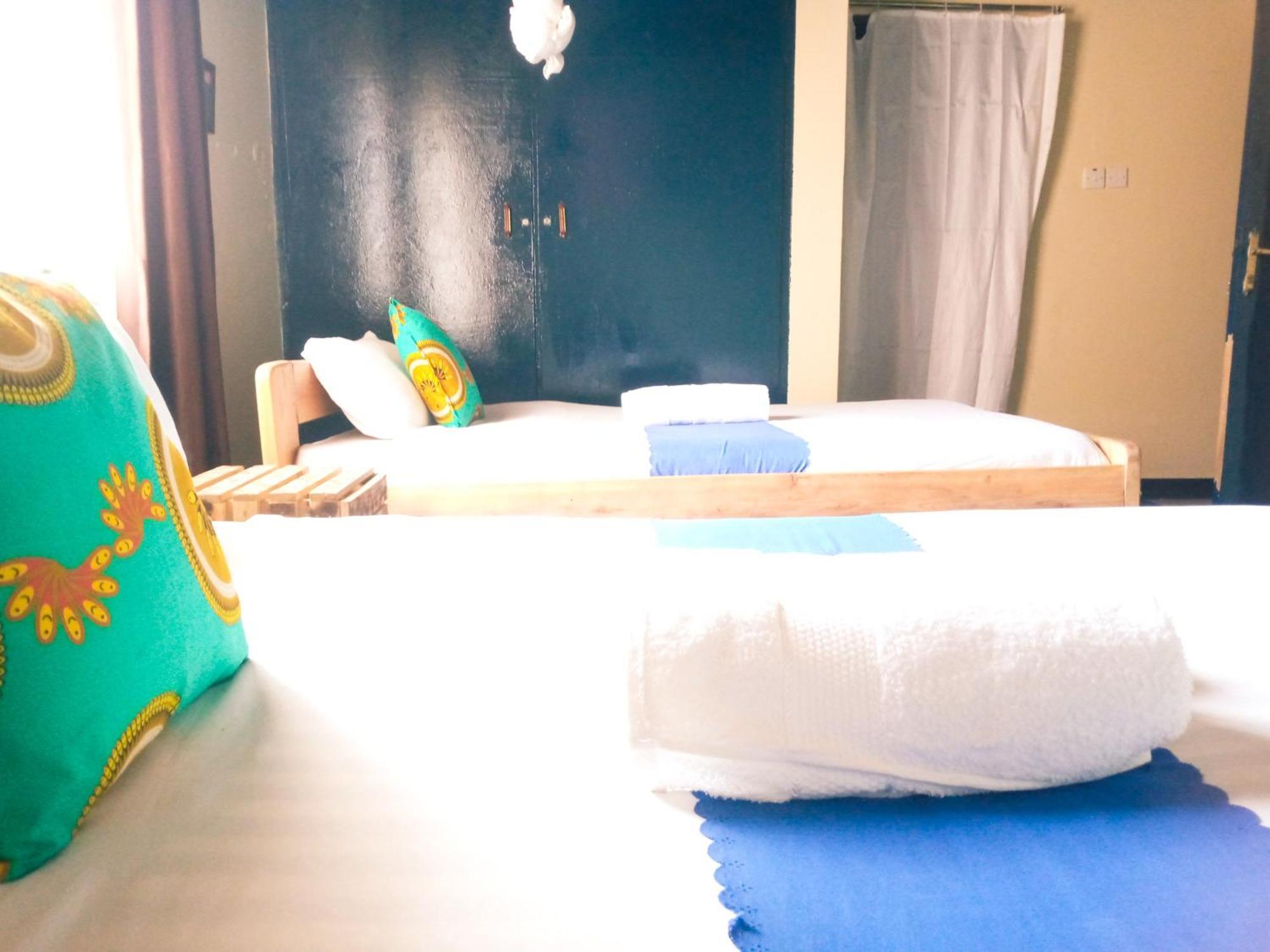 Santaviva Hotel Kisoro Extérieur photo