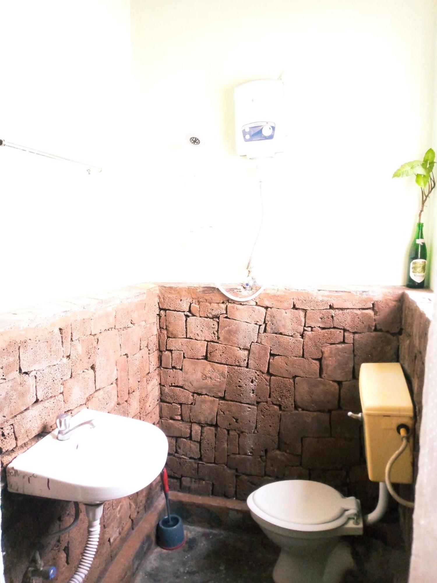 Santaviva Hotel Kisoro Extérieur photo